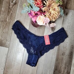NWT H&M Brazilian Low Rise 2 pack Dark Blue Lace Underwear Size XL